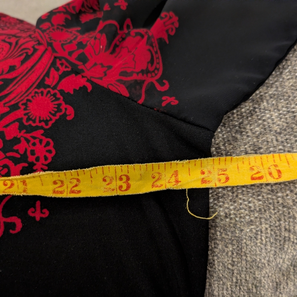 🔴3/$15 JM Collection Black Tunic with Red Ornate Yoke - Picture 10 of 12